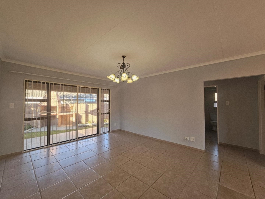 To Let 3 Bedroom Property for Rent in Ladybrand Free State